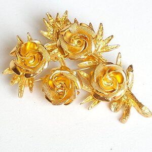 PRETTY VINTAGE ROSE BUSH CLUSTER Brooch PIN Gold Tone